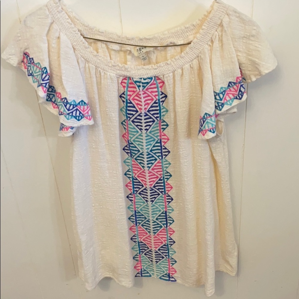 Flowy Ruffle Sleeve Top